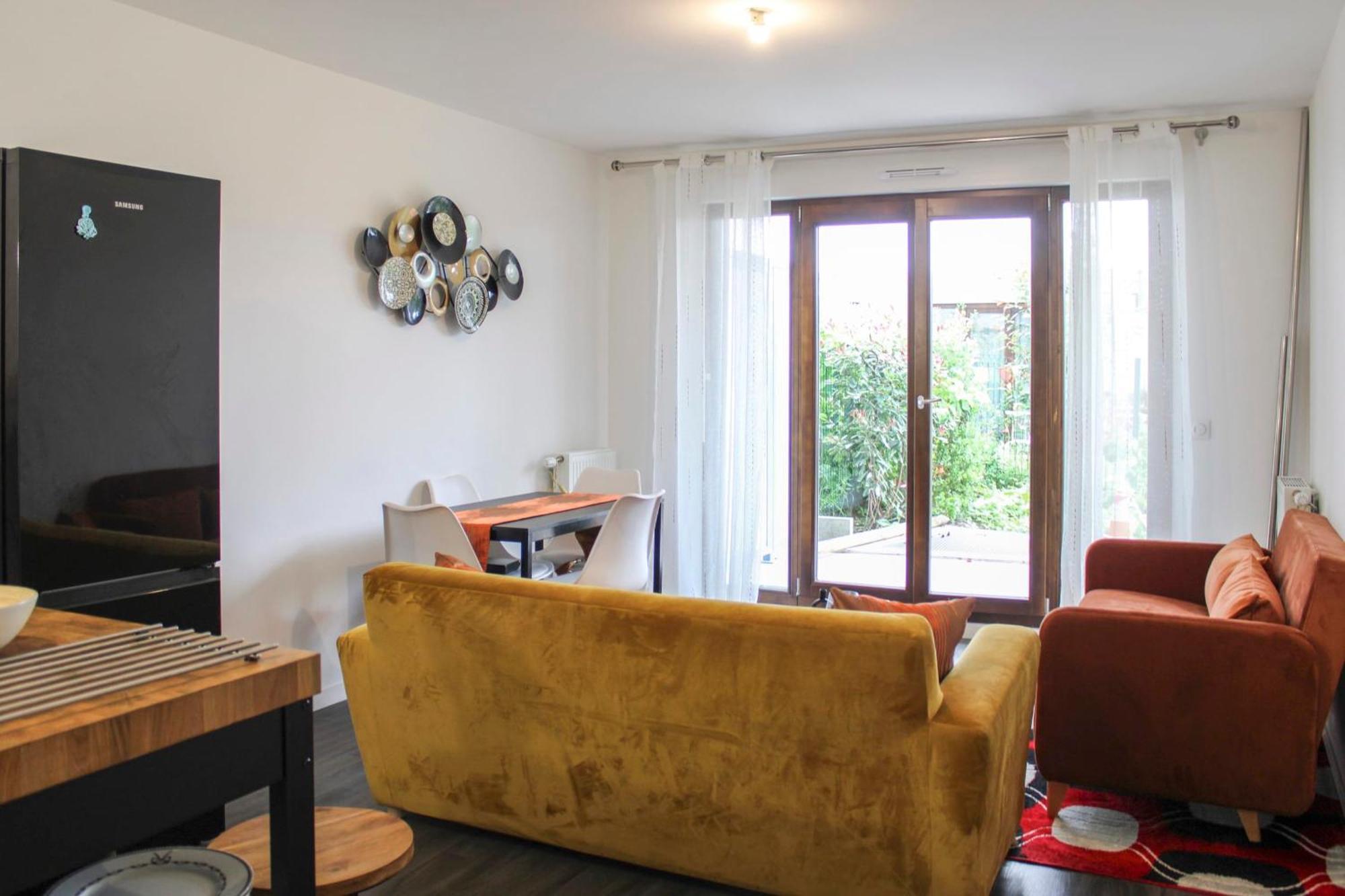 Appartement Charming T2 Near The Basilica Of Saint-Denis Extérieur photo